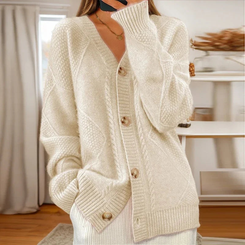 Celine | Cozy Cable-Knit Cardigan